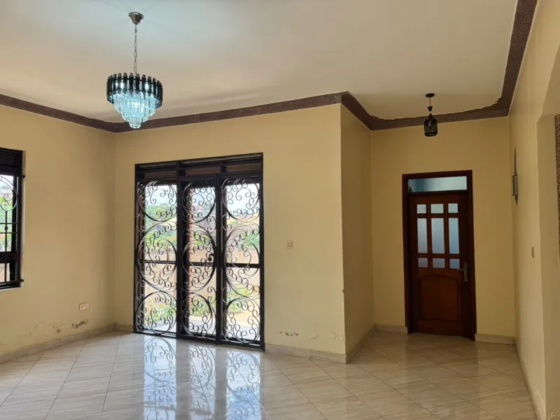 4 bedroom Family house for rent in Nsasa Residential Estate